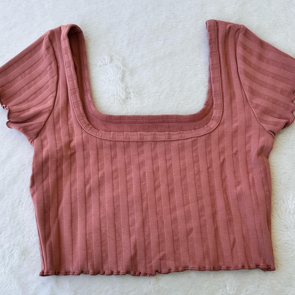 Aerie OG original crop top - size XS -like new- great summer wardrobe piece!